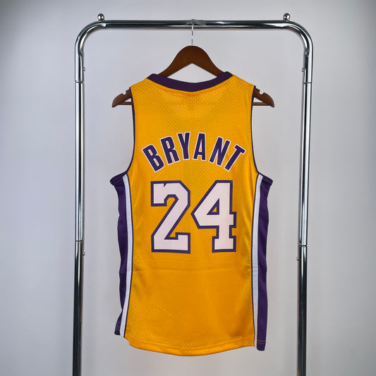 Camiseta retro amarilla de los Lakers